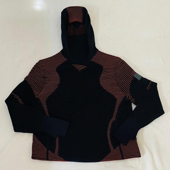 Under armour balaclava hoodie
Intelliknit technology - Picture 8 of 8